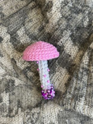 Picture of Crochet Pink, Magenta, and White Mushroom Beaded Brooch