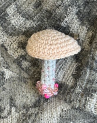 Picture of Crochet Light Pink Mushroom Beaded Brooch